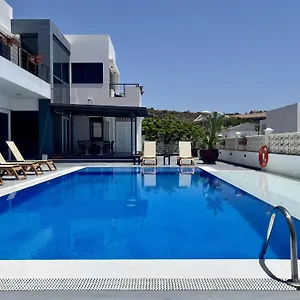 casa-flamboyant.adeje-hotels.com/